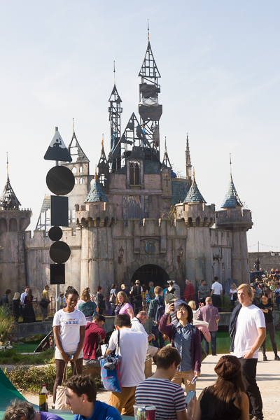 Dismaland_02